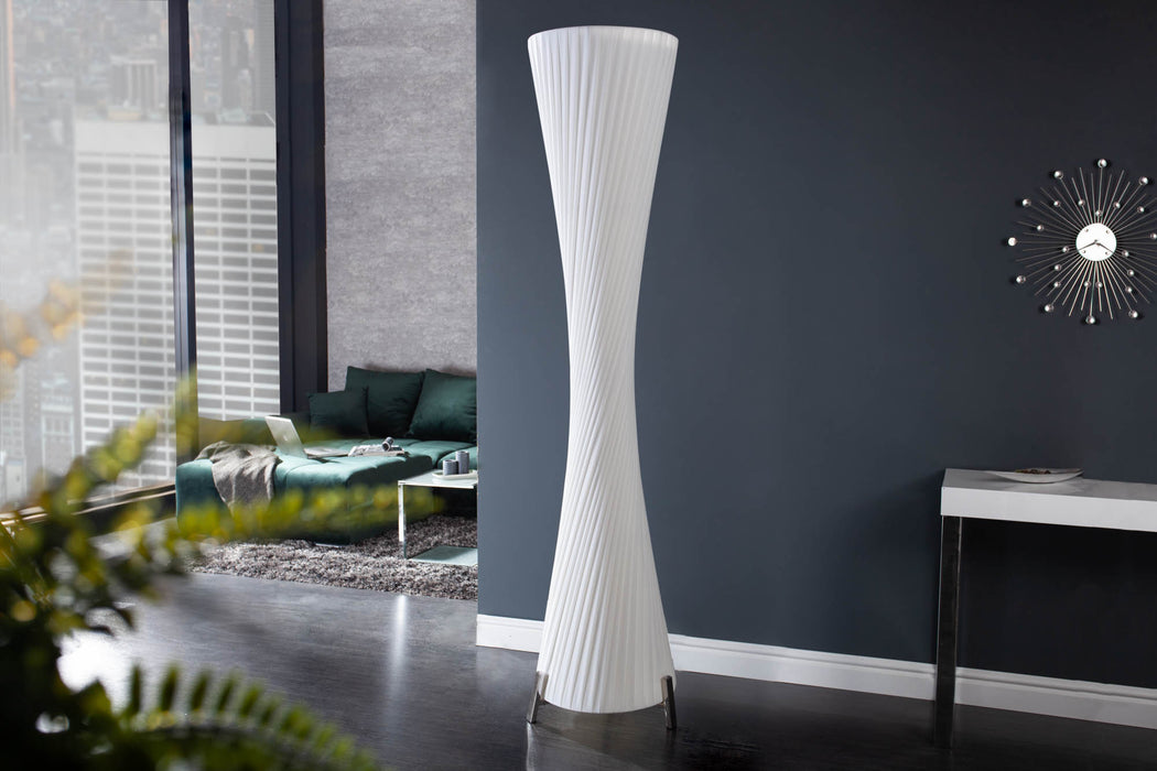 Stehleuchte New York 160cm weiss