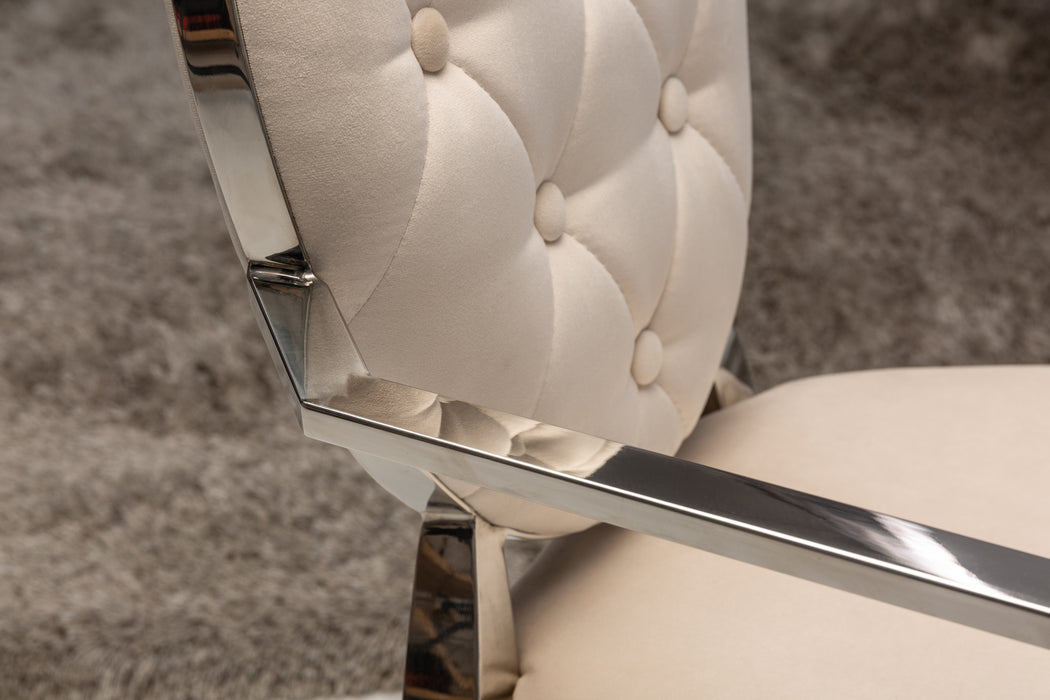 Stuhl Barock beige Samt Armlehne