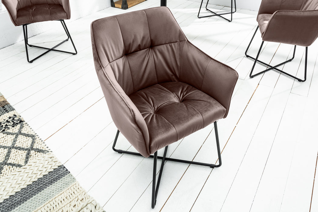Stuhl Penthouse Samt taupe braun mit Armlehne