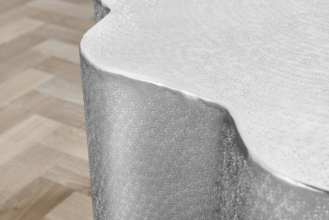 Couchtisch Natural Eastward 70cm silber