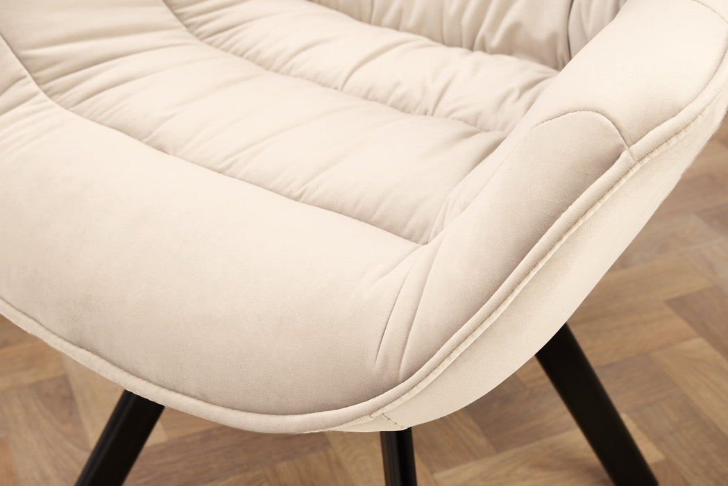 Drehstuhl THE Nordic Ease drehbar 180° champagnerbeige schwarz Beine - Bild 6