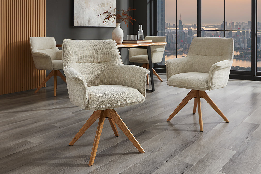 Drehstuhl Uppsala drehbar 180° beige Chenille-Stoff mit Armlehnen und Eiche Timber Beine - Bild 2