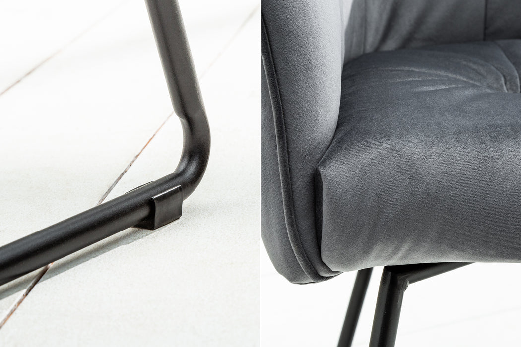 Stuhl Penthouse Samt silbergrau mit Armlehne