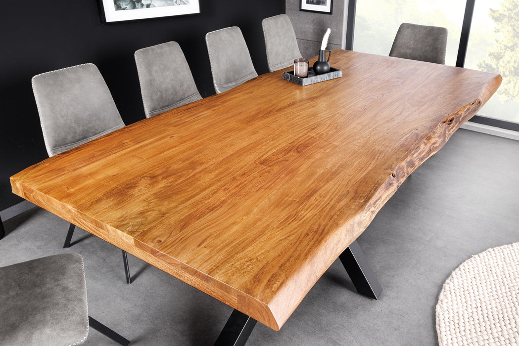 Esstisch Untamed 200cm Akazienholz 50mm